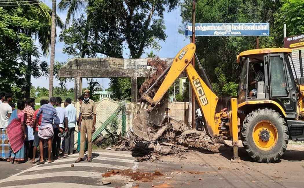 Collector who ordered the demolition of the temple
