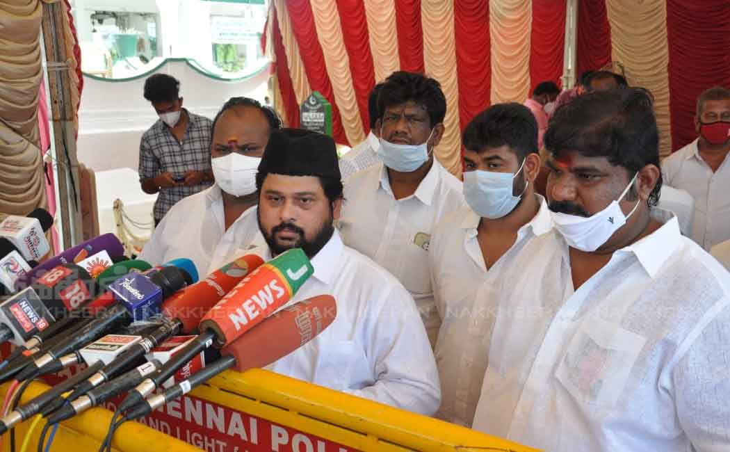 AIADMK pays homage to Gaide Millat Memorial