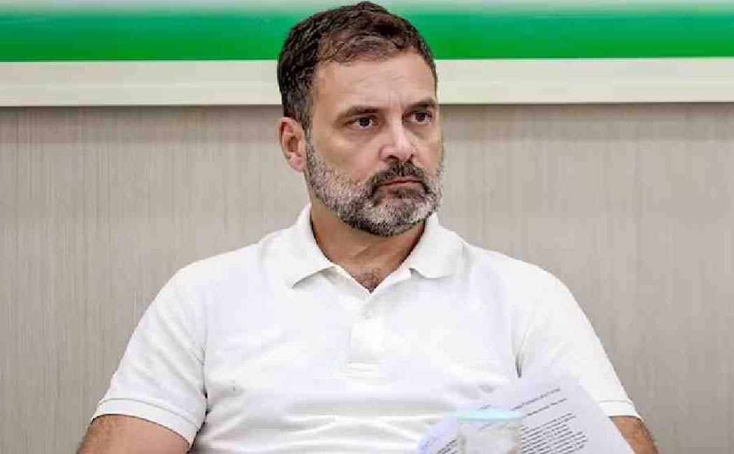 Court orders Rahul Gandhi fined Rs 200 for savarkar issue case
