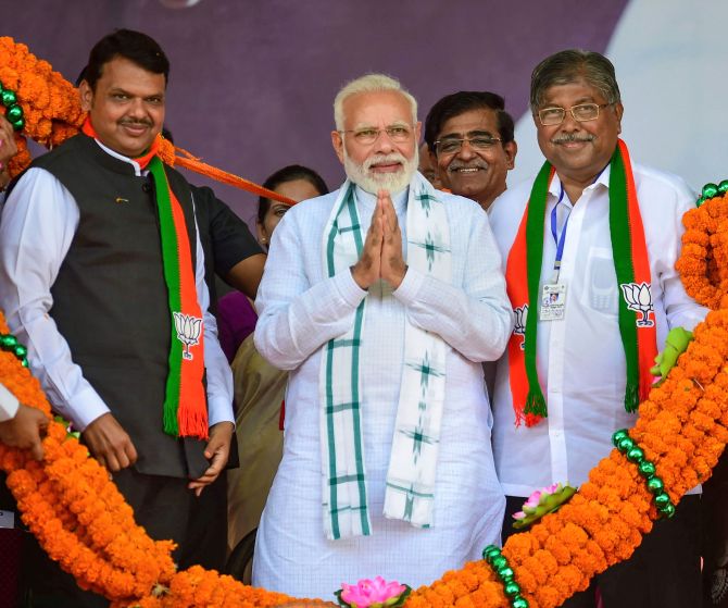 maharashra and haryana bjp party leading