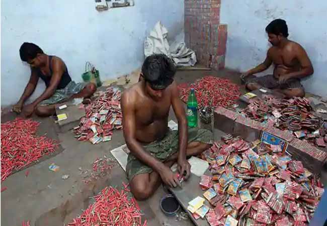 cracker workers Labor Welfare Board tn govt gazette notification released