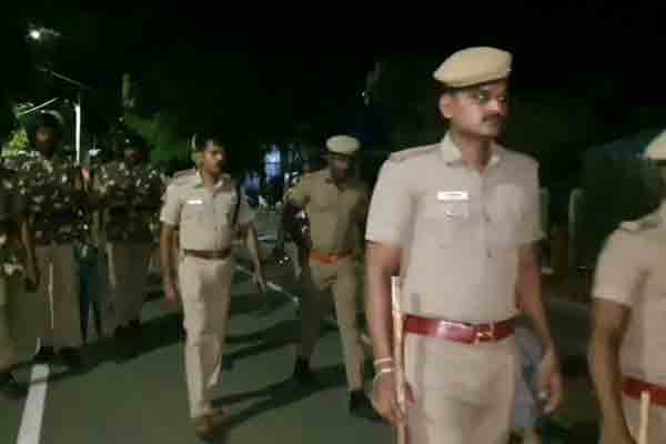 Clash between fishermen! tension in nagapattinam district