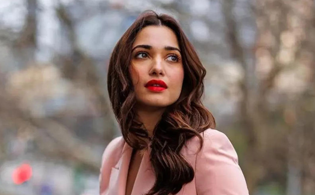 tamanna summoned by maharashtra cyber crime for ipl telecast issue