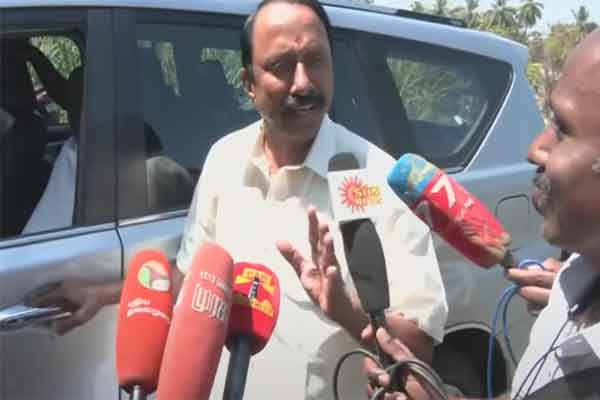 admk Sengottaiyan avoid meeting Edappadi Palaniswami