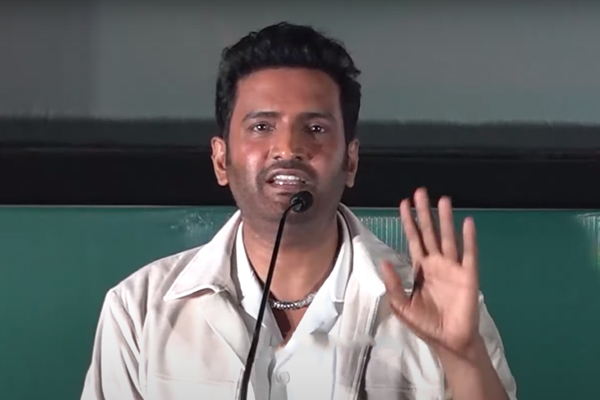 santhanam speech in vadakkupatti ramasamy movie audio launch