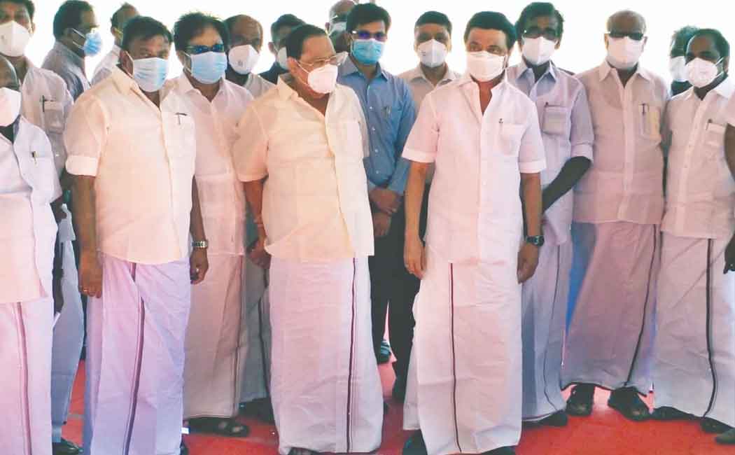 Chief Minister MK Stalin who came iand opened the new bridge