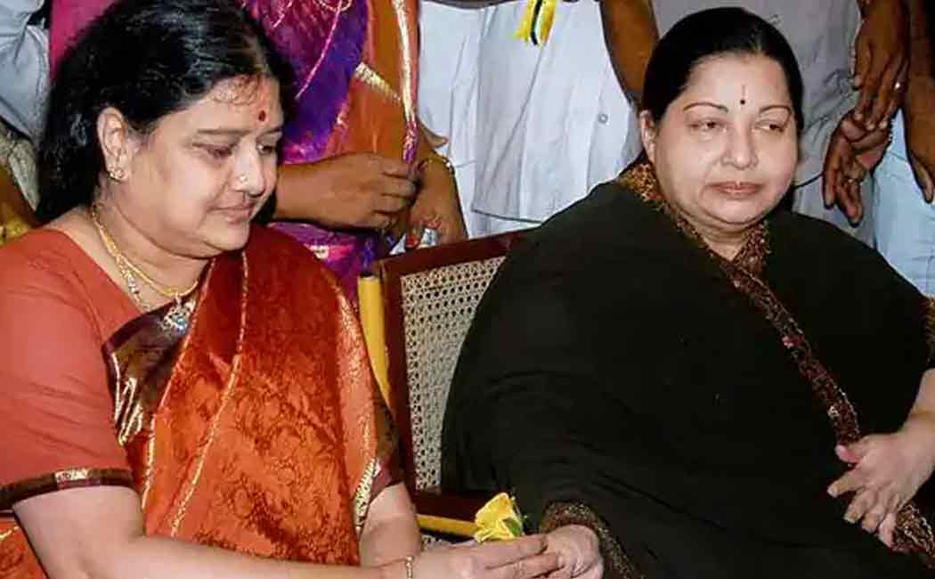 "I have never studied medicine.. I will leave this to public view" Sasikala statement.