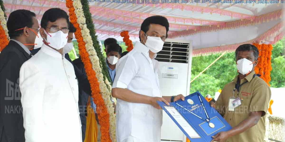 'Kalpana Chawla Award for deceased doctor Shanmugapriya'