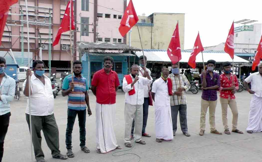 Erode CPI and CPM support farmers who demands various things in delhi