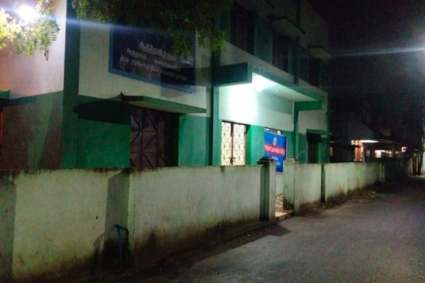Fake officers inspect student hostel; Hotel keeper job removal