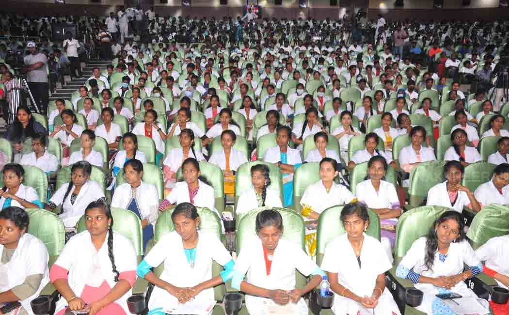 Signing for NEET Exemption Begins (Pictures)