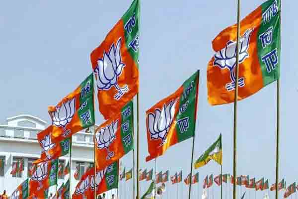 Delhi Election Results Tough competition between BJP and AAP