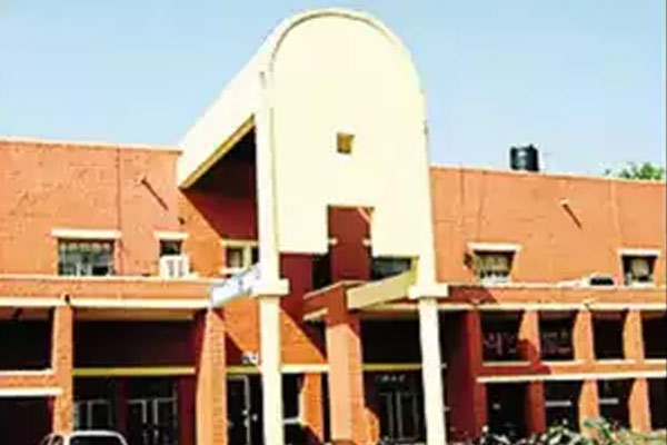 Orders to paint college gates orange in rajasthan