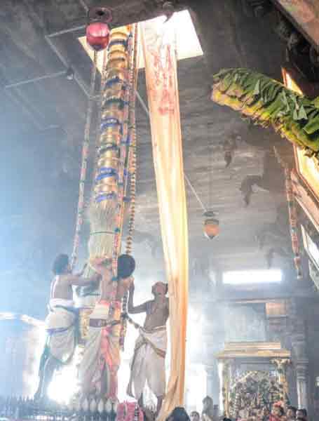 The AniThirumanjana festival started at the Chidambaram Natarajar Temple with the flag