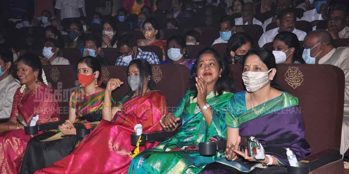 '' White lotus ... sprouting leaf ... '' - a short story told by Tamilisai