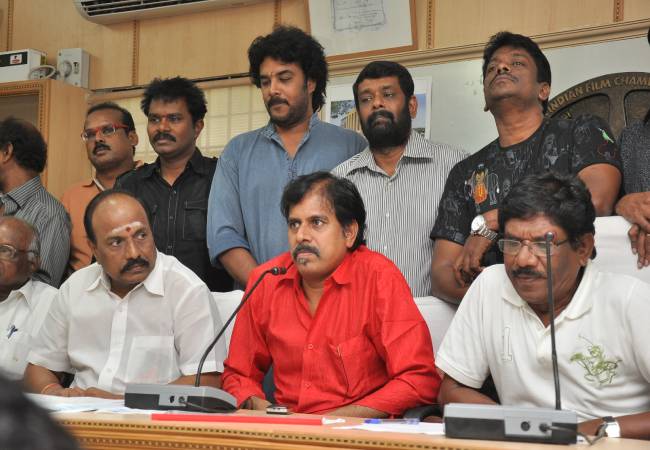 tamilnadu film directors association election president rk selvamani win