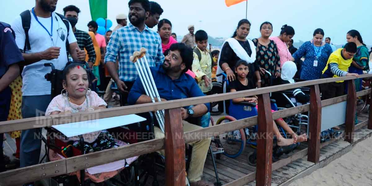 People with Disabilities Discover the Waves (Photos)
