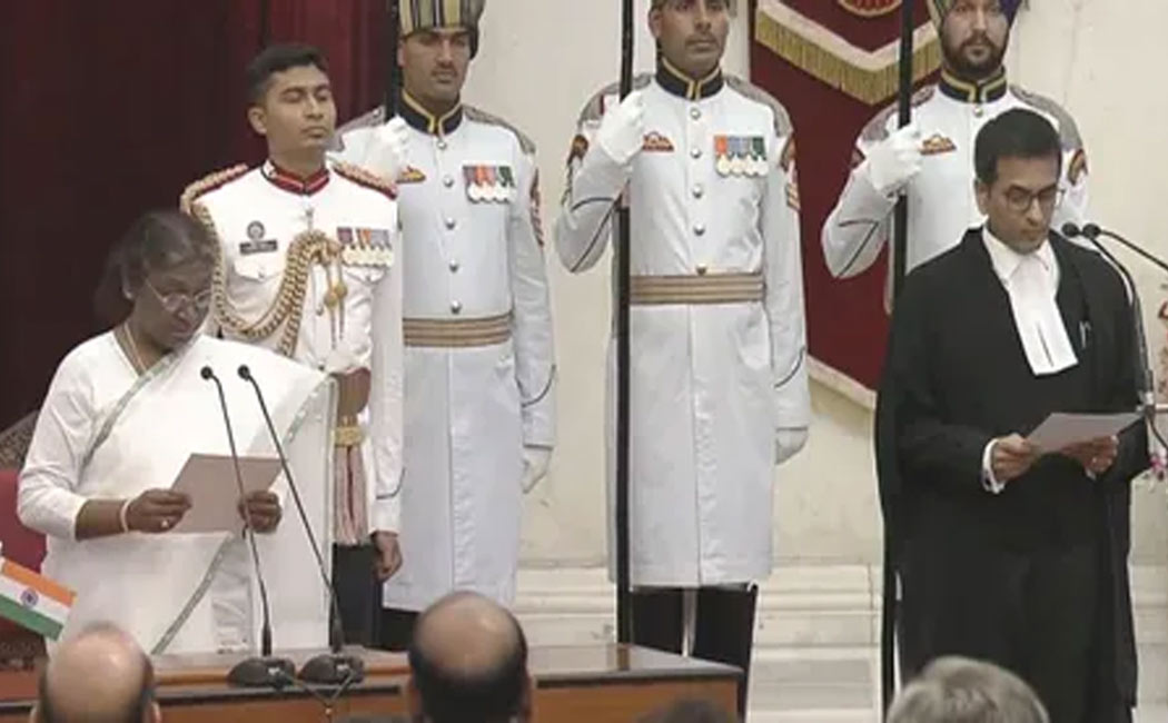 chief justice dy chandrachud oath ceremony controversy
