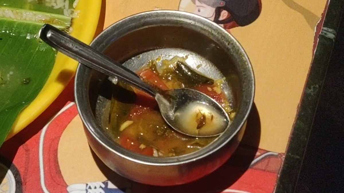 Cockroach in Hotel Rasam; A ruling party figure who threatened a customer who asked questions