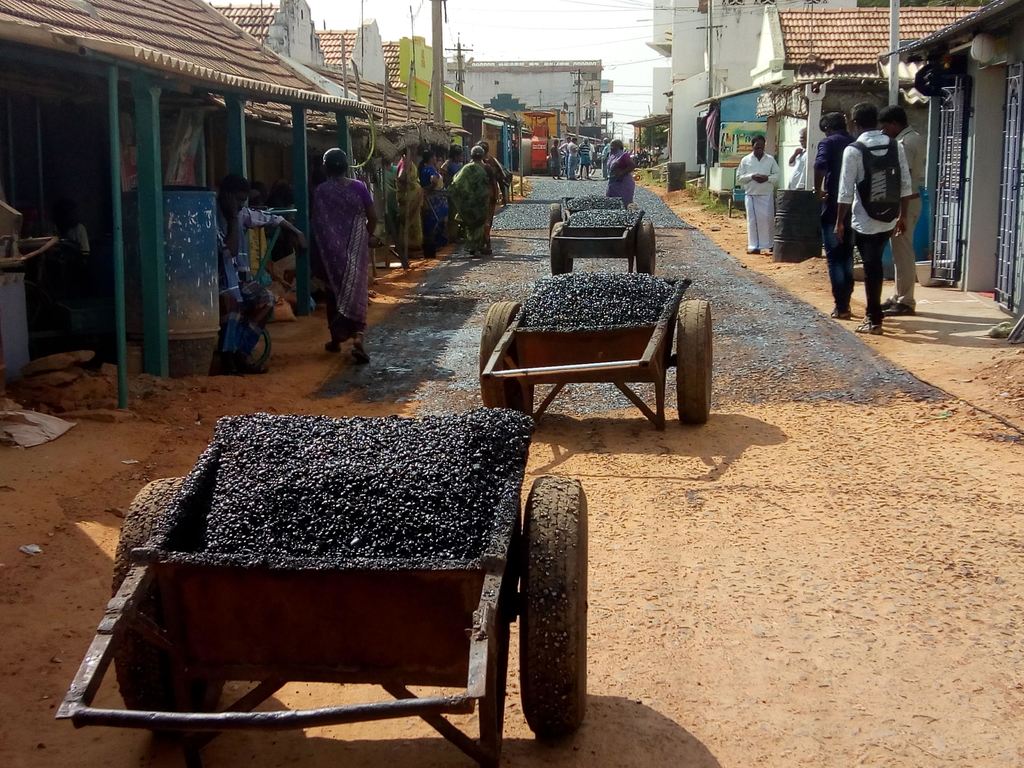 Unmanned road Civilians who have been blocked as quality roads!
