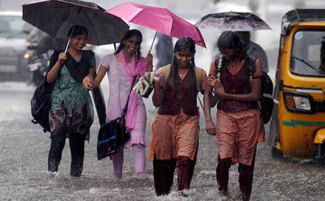 Continuous heavy rain Holiday notification for schools