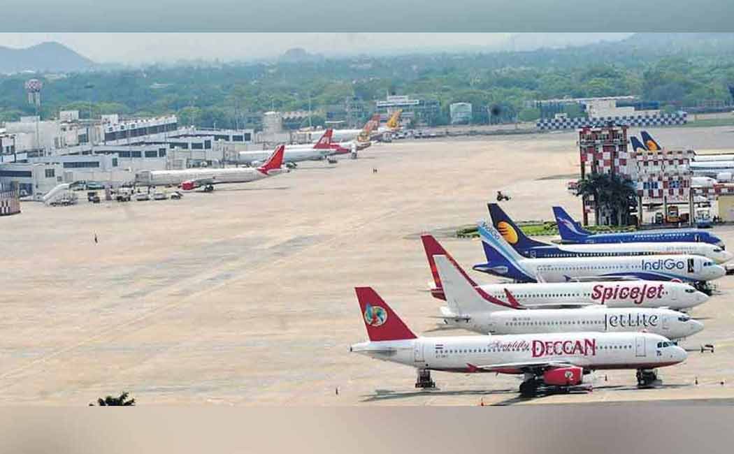 Storm echoes; 7 flights cancelled