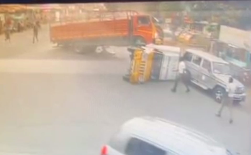 tirupur lorry accident video goes viral