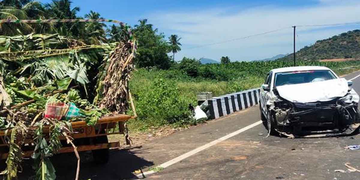 DMK MLA lucky to survive car-collision
