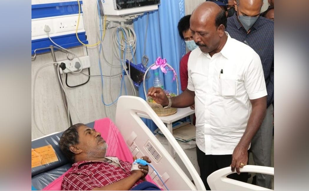 Minister Subramanian personally visited Bondamani and inquired about his well being