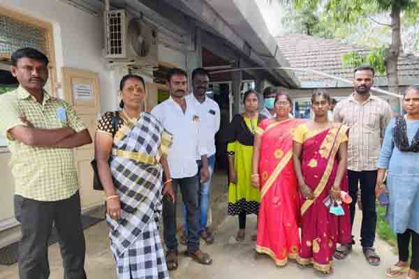 Assistant Director of panchayats acting unilaterally - DMK ward members complain!