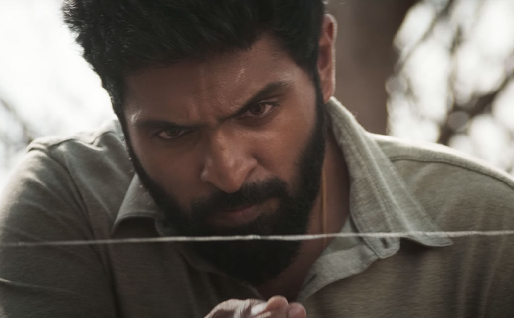 vikram prabhu 'Paayum Oli Nee Yenakku' teaser released