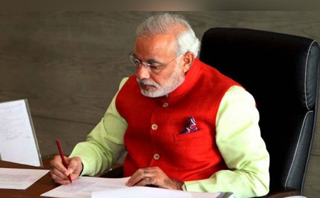 modi letter to kicha sudeep regards his mother passed away