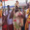  The shocking act of the priest who came to the temple for the consecration; people are shocked