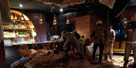 Bar roof collapses, 3 lost live Case against 12 people