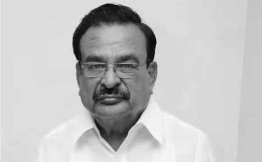 Mutharasan condoles the demise of MP Ganesamoorthy