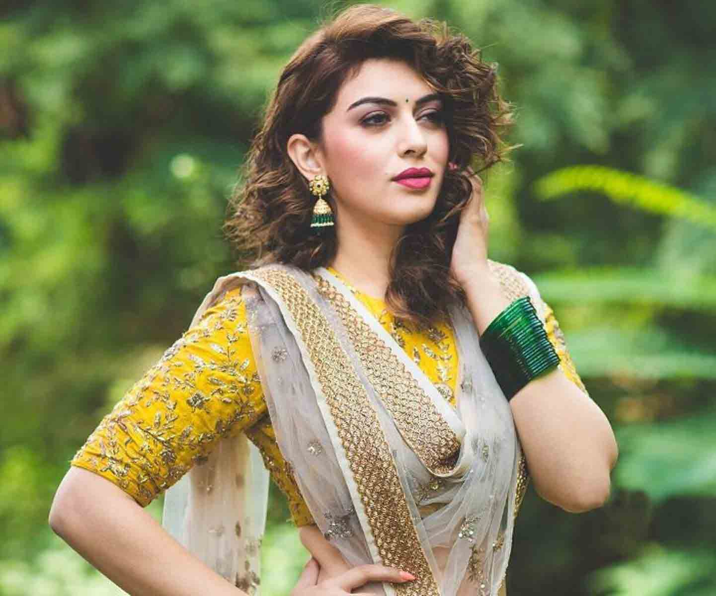 Latest photos. Hansika Motwani. Hansika Motwani Puli. Хансика и Прабхудева. Тамильские актрисы Индия.